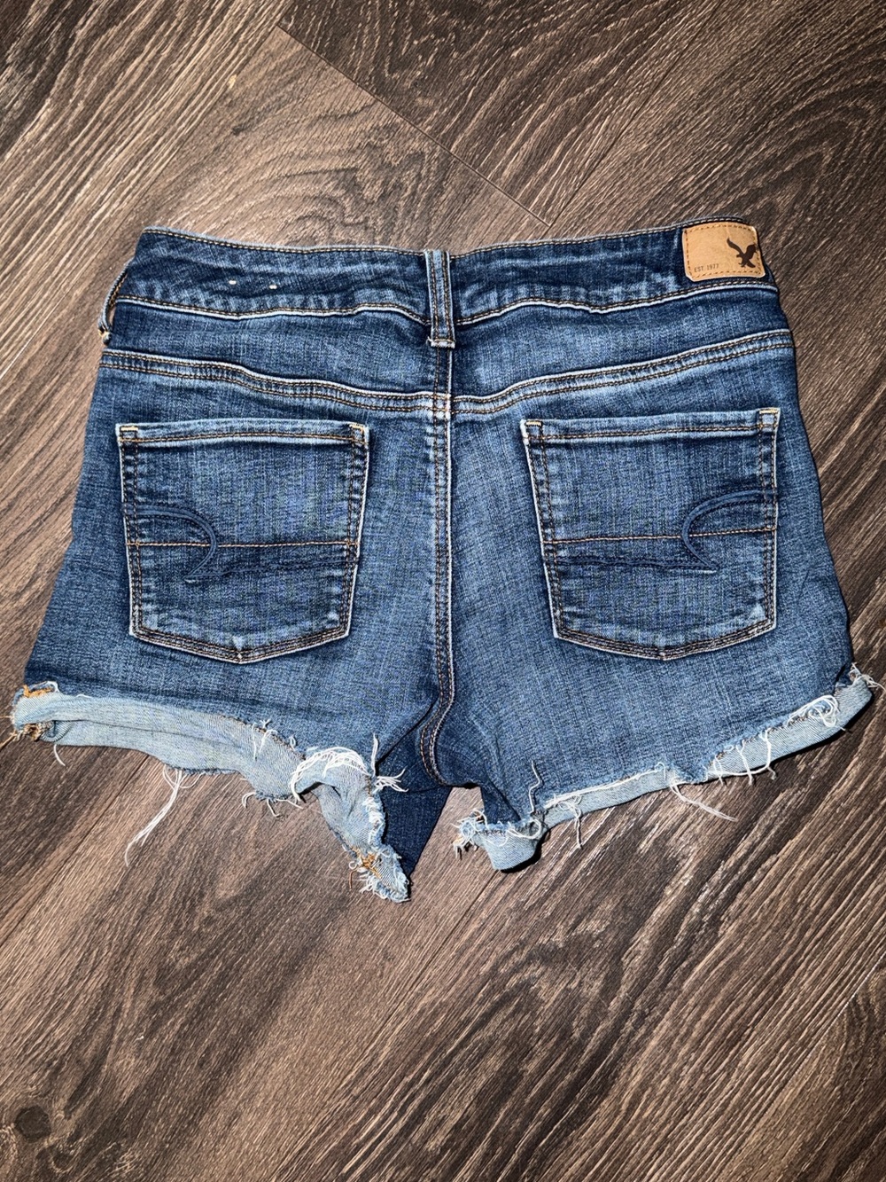 American Eagle Super Stretch Shortie Denim Shorts Size 8 Distressed Cuffed